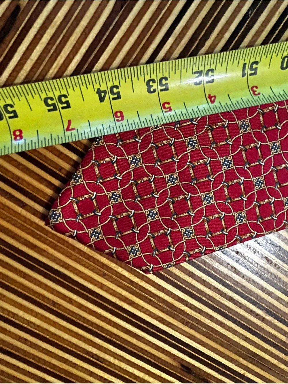 Brooks Brothers Red Silk Tie with Gold and Navy Chain Motif